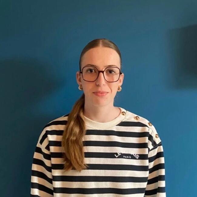 Babysitter in Saint-Lô: Marine