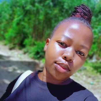 Babysitter in Richards Bay: Cebile