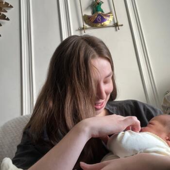 नोएडा में बेबीसिटिंग की नौकरी: बेबीसिटिंग से जुड़े काम Sabneet