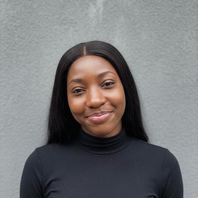 Babysitter in Setúbal: Tchura