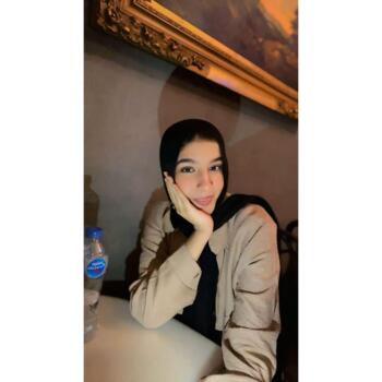 Babysitter in Giza: Jana