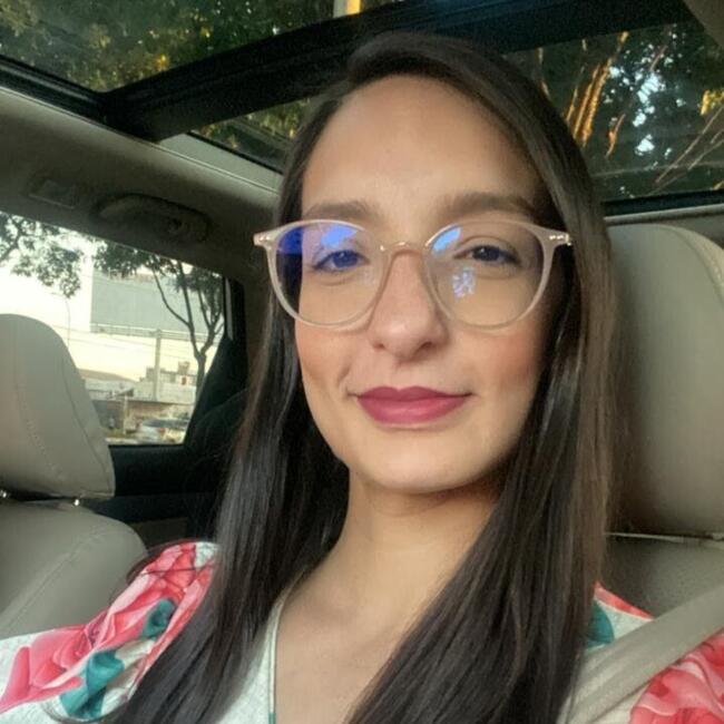 Babysitting job in Brasília: Jéssica