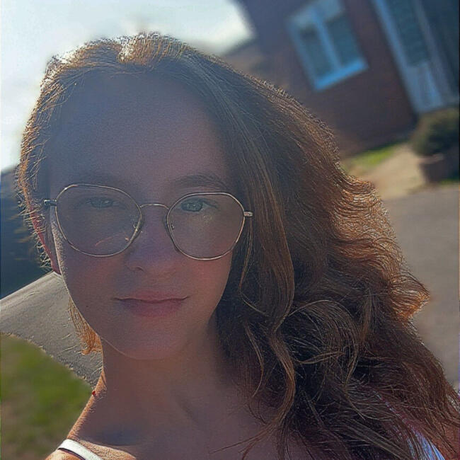 Babysitter in Liège: Mellssa