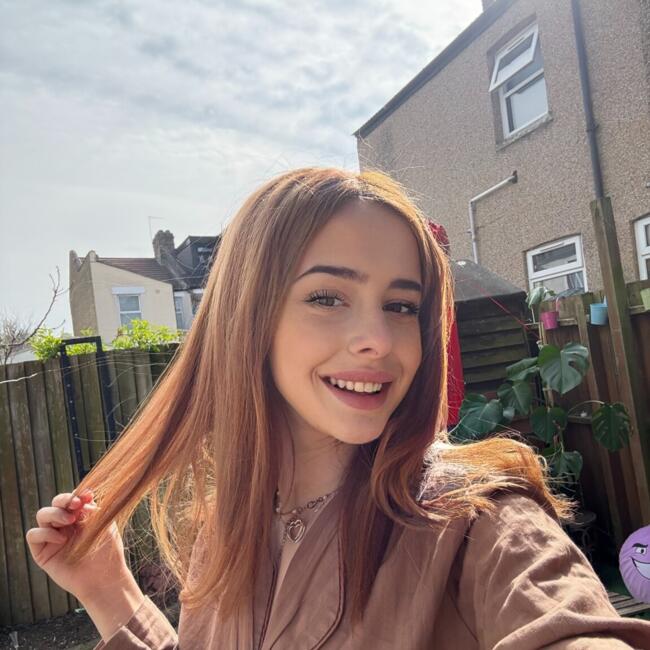 Babysitter in London: Selin