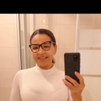 Babysitter in Amadora: Neide