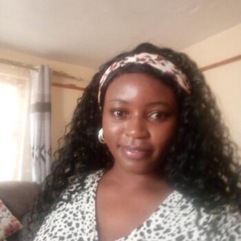 Babysitter Nairobi: Wangari
