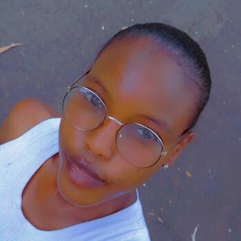 Nanny in Nairobi: Maureen