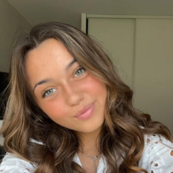 Babysitter in La Chapelle-sur-Erdre: Elsa