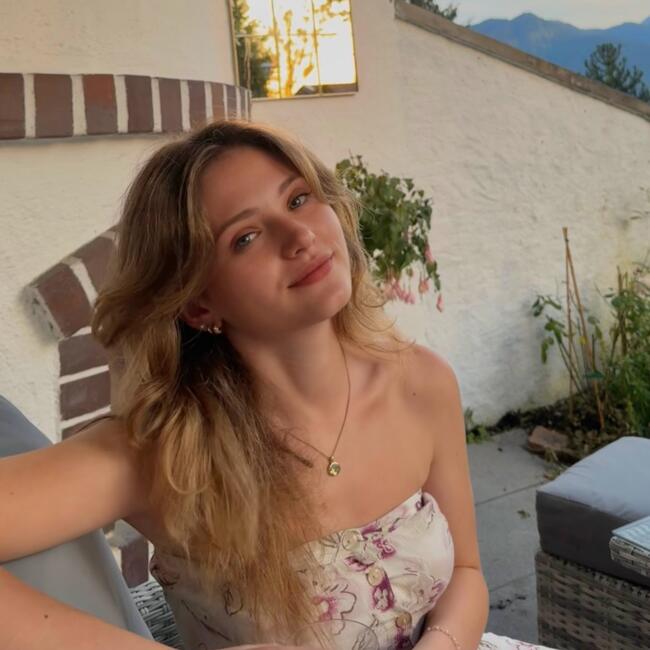 Babysitter in Madrid: Emma