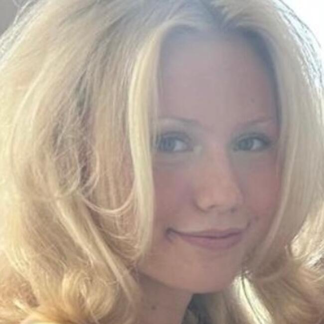 Barnvakt i Lidingön: Cornelia