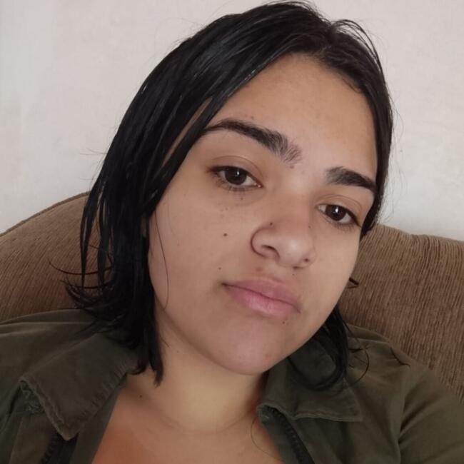 Babysitter in Mineiros do Tietê: Kethillyn