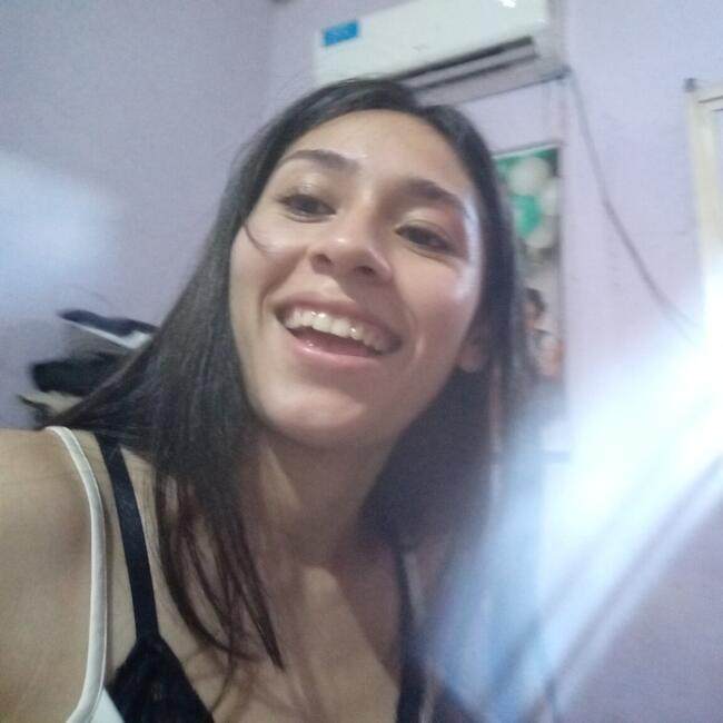 Babysitter in Rosario: Jenny