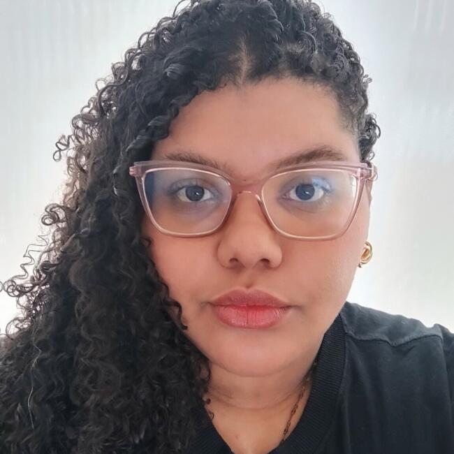 Babysitter in Fazenda Rio Grande: Virgínia Vitória Bispo