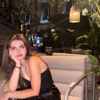 Babysitter Prato: Nicole