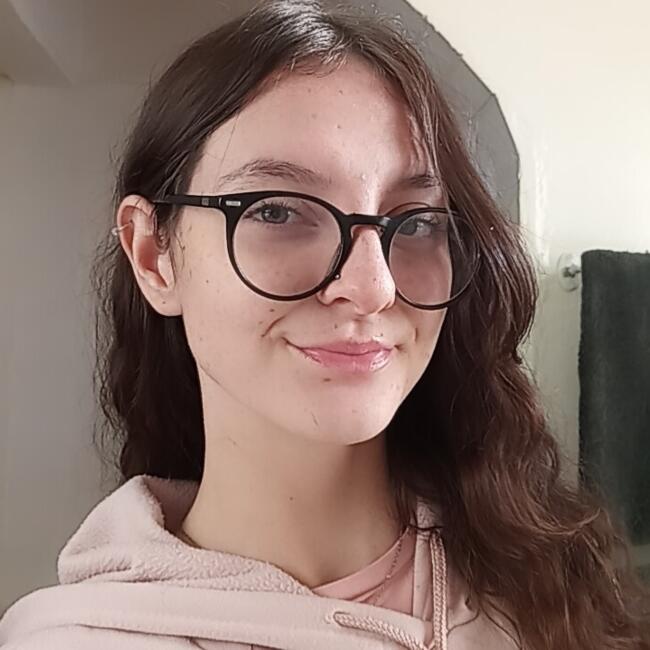 Babysitter in Port Elizabeth: Keira