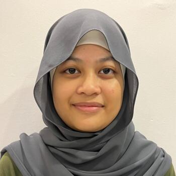 Babysitter in Singapore: Adrianna