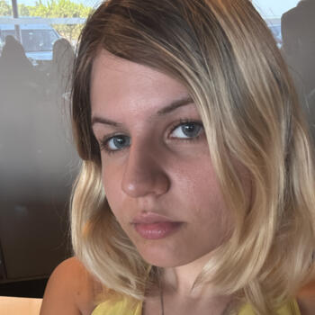 Babysitter in Catania: Ylenia