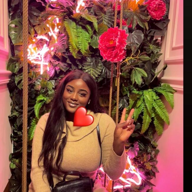 Babysitter in Berlin: Tijani