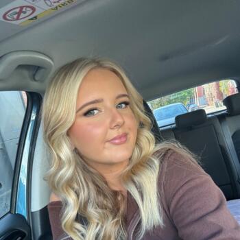 Babysitter in Christchurch: Sophie