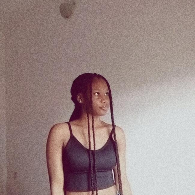 Babysitter in Dundee: Olamide