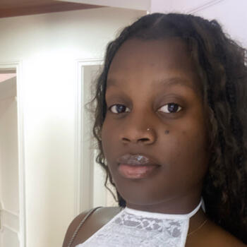 Babysitter in Samouco: Luzia