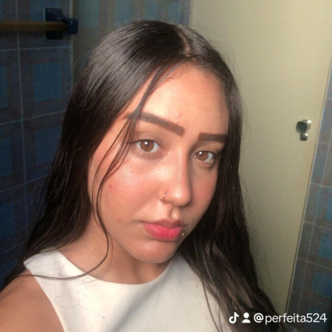 Babysitter in Ribeirão Preto: Victoria