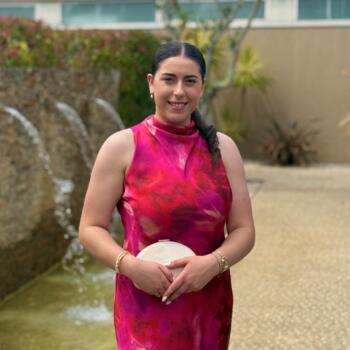 Babysitter in Estela: Bruna Cruz