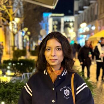 Babysitter Budapest: Maheen
