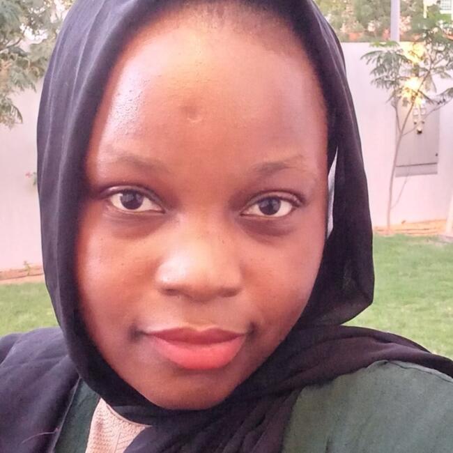 Babysitter in Dubai: NAKINTU