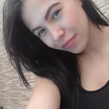 Babá Aparecida de Goiânia: Sara