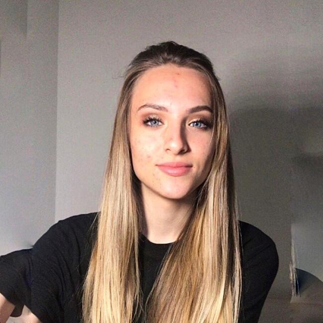 Babysitter a Pianoro: Laura