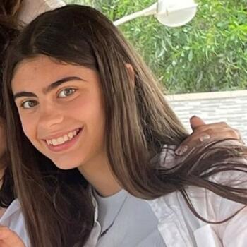 Babysitter in Elche: Mayra