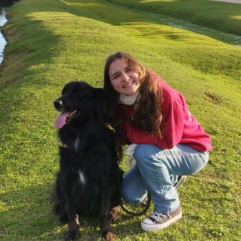 Babysitter em Estoril: Thaís