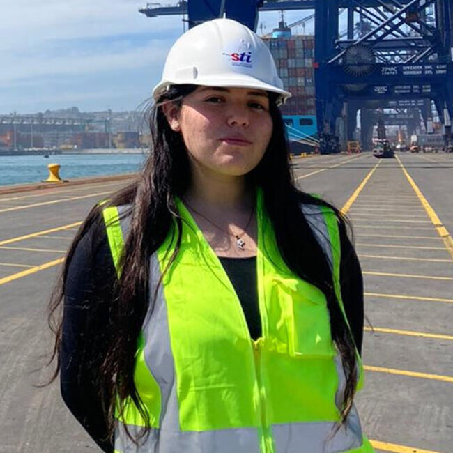 Babysitter in Los Andes: Javiera