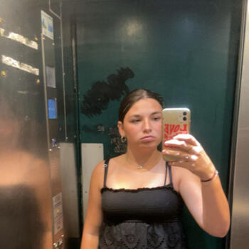 Babysitter in Ajaccio: Aida