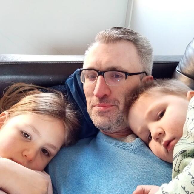 Babysitter Job in Waasmunster: Jurgen