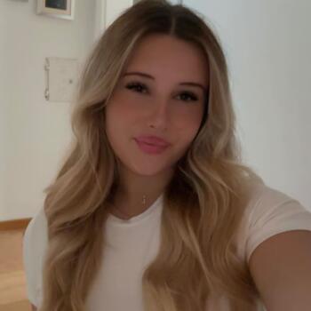 Babysitting job in Zirndorf: babysitting job Sara