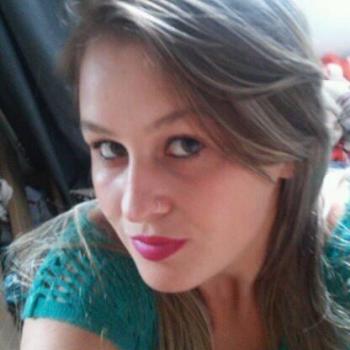 Emprego de babá em Colombo: emprego de babá Rafaela