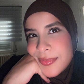 Nanny in Tafalla: Nour