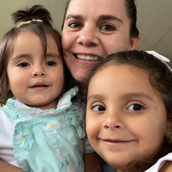 Babysitting job in Braga: babysitting job Edna