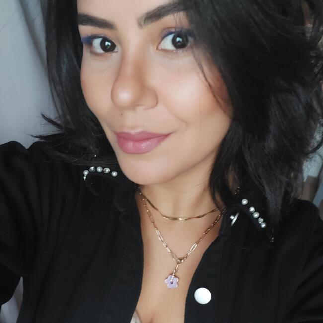 Babysitter in Ornex: MIRA