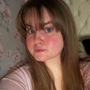 Babysitter in Birmingham: Amina