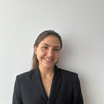 Babysitter in Sydney: Valeria