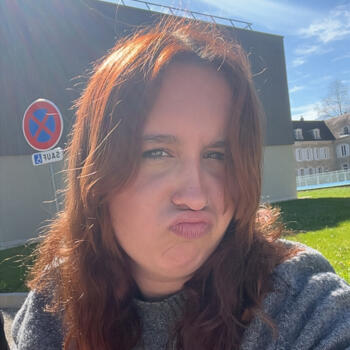 Babysitter in Frotey-lès-Vesoul: Emma