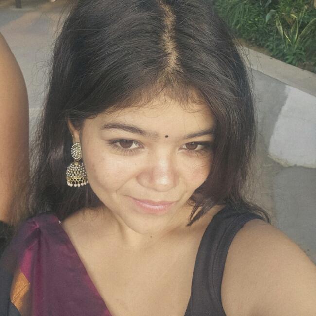 Babysitter in New Delhi: Khushi