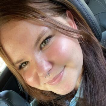 Babysitter in Shepparton: Alex-Maree