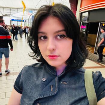 Babysitter in Brighton: Maryum