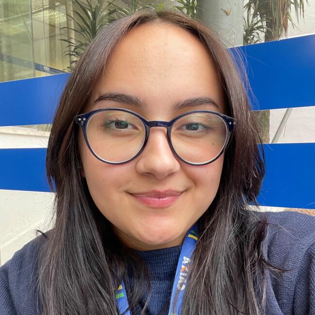 Babá em Porto Alegre: Andrielly Vitória