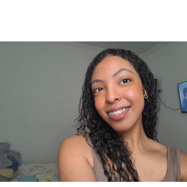 Babysitter em Alvito: Kassia Aparecida