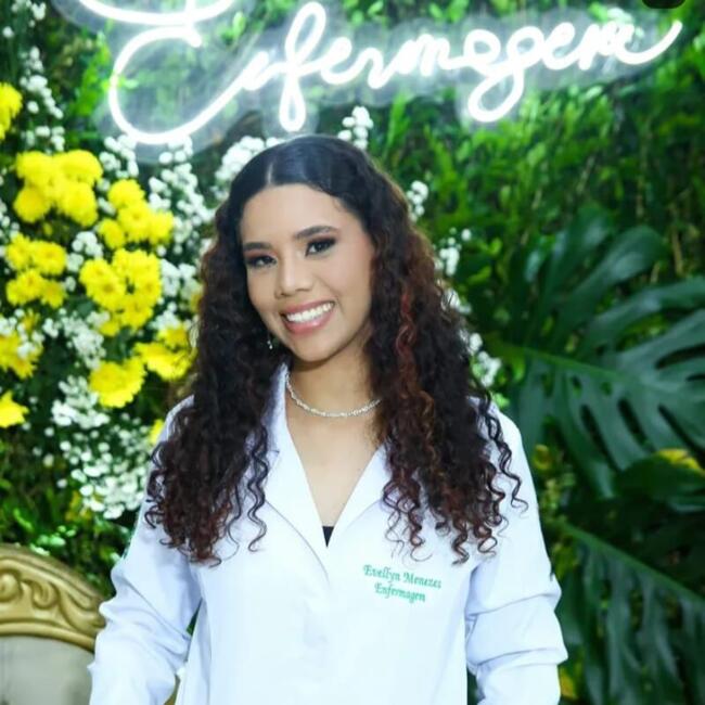 Babysitter in Aracaju: Evellyn